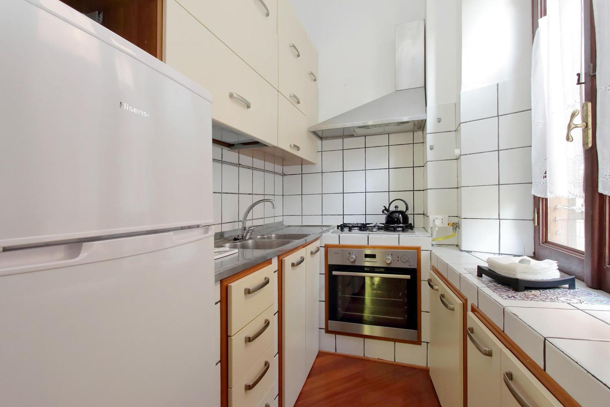 Beautiful With Amazing Rooftop&jacuzzi Apartment *